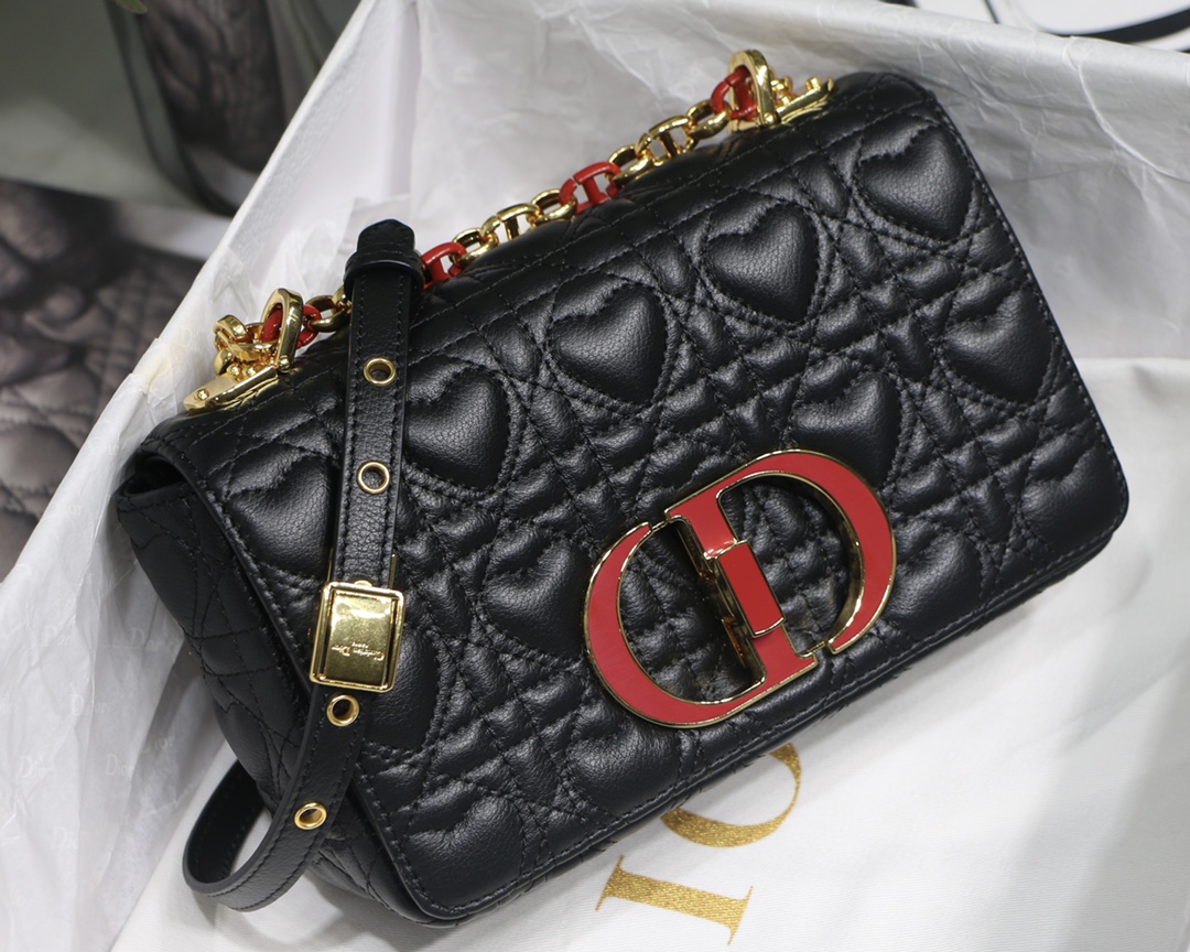 D10r small D10ramour caro bag cannage calfskin with heart motif black m9241 20 x 12 x 7 cm