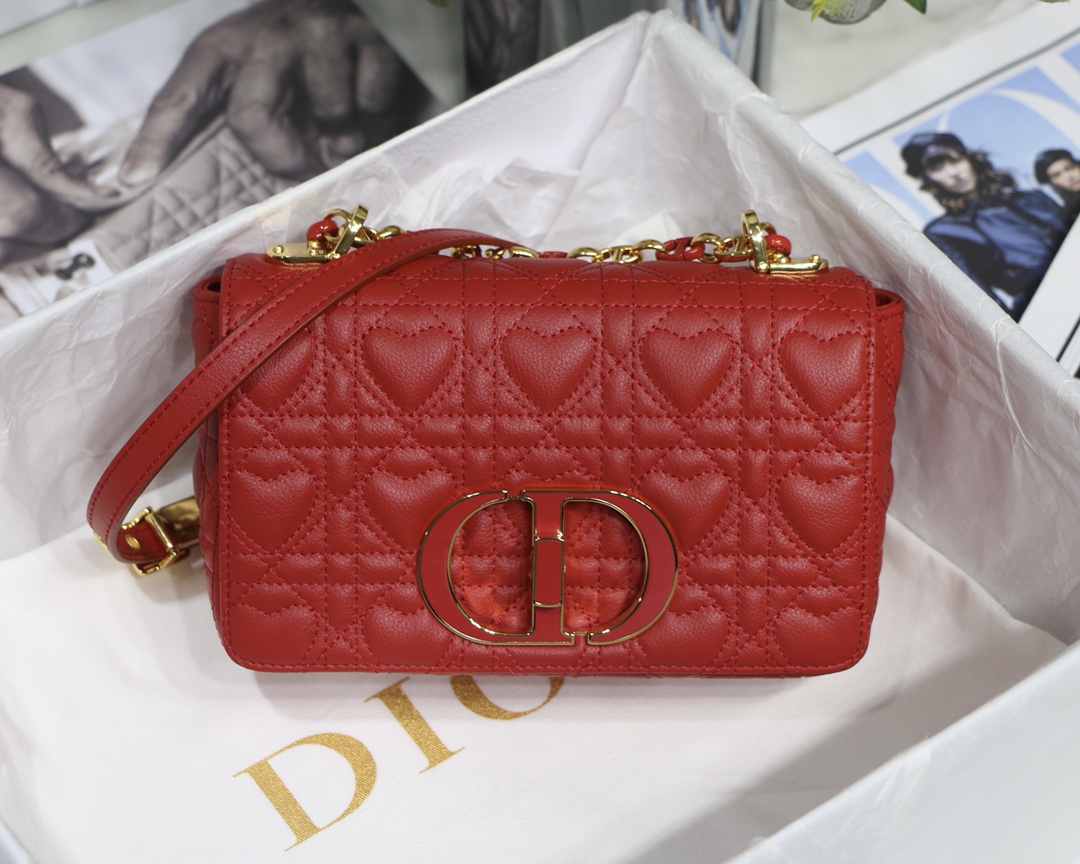 D10r small D10ramour caro bag cannage calfskin with heart motif red m9241 20 x 12 x 7 cm