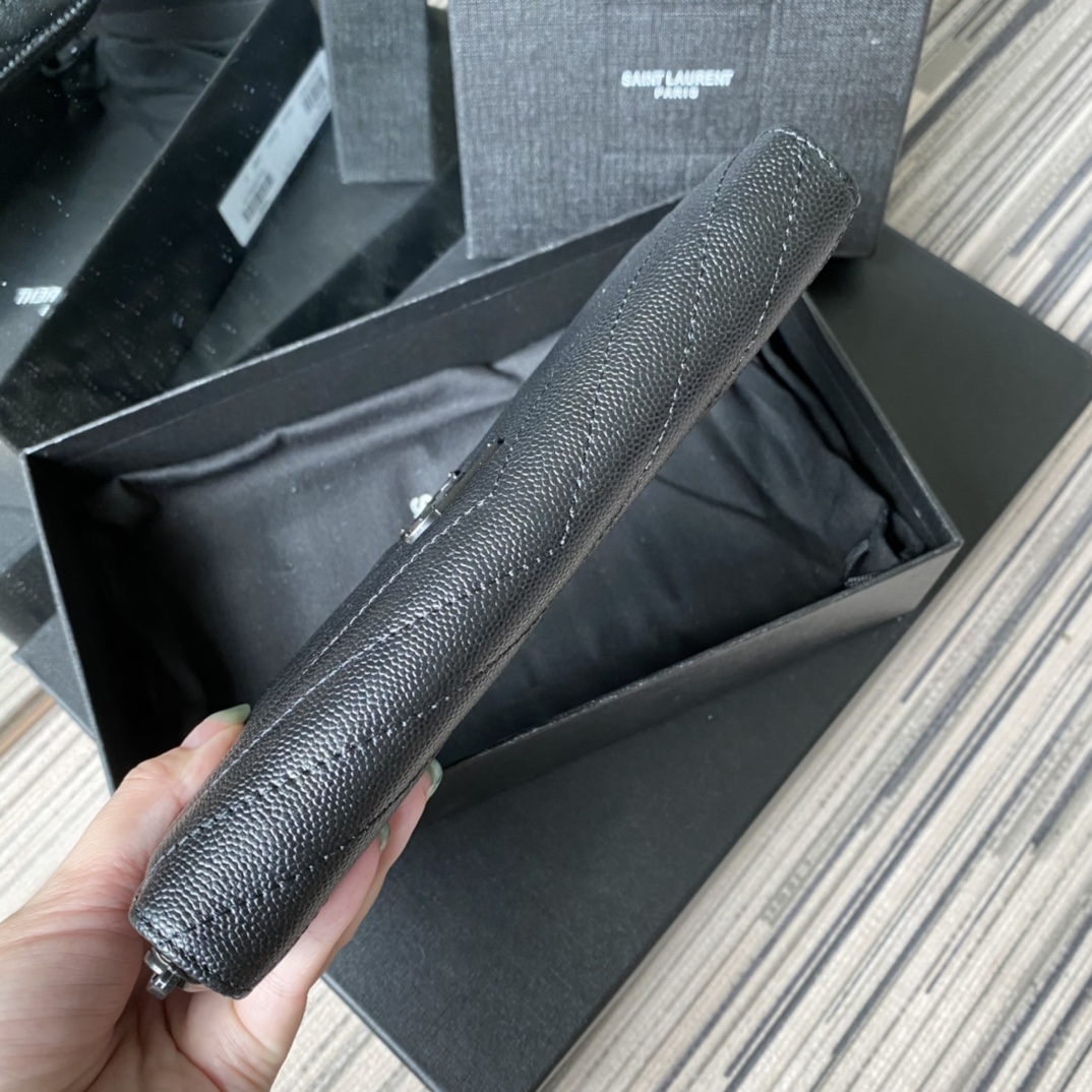 Y51 monogram zip around wallet in grain de poudre embossed leather black metal 358094 19 x 9 cm