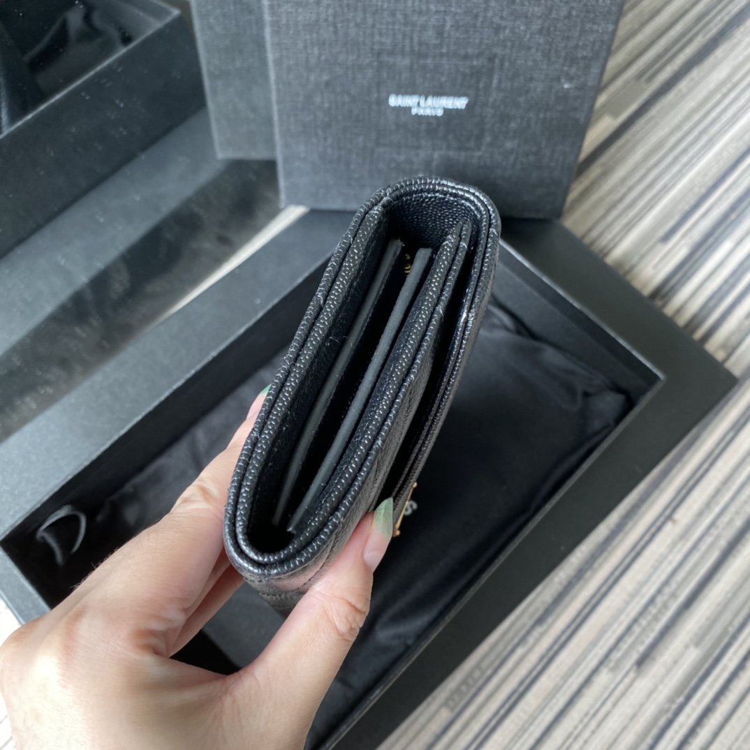 Y51 large monogram flap wallet in grain de poudre embossed leather black 372264 19 x 11 cm