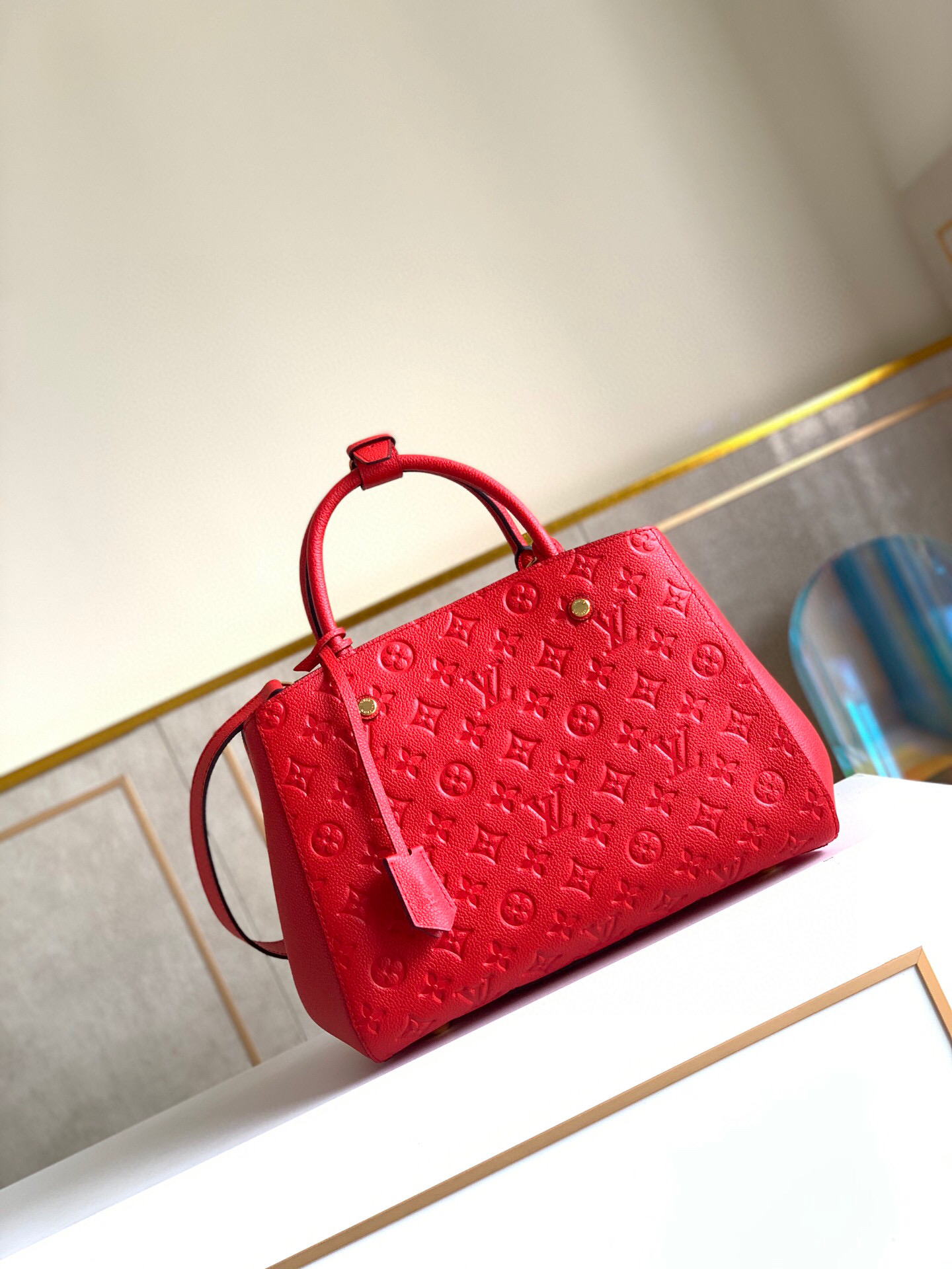 l0vis Vvtt0n montaigne mm monogram empreinte leather red m41048 33 × 23 × 15 cm