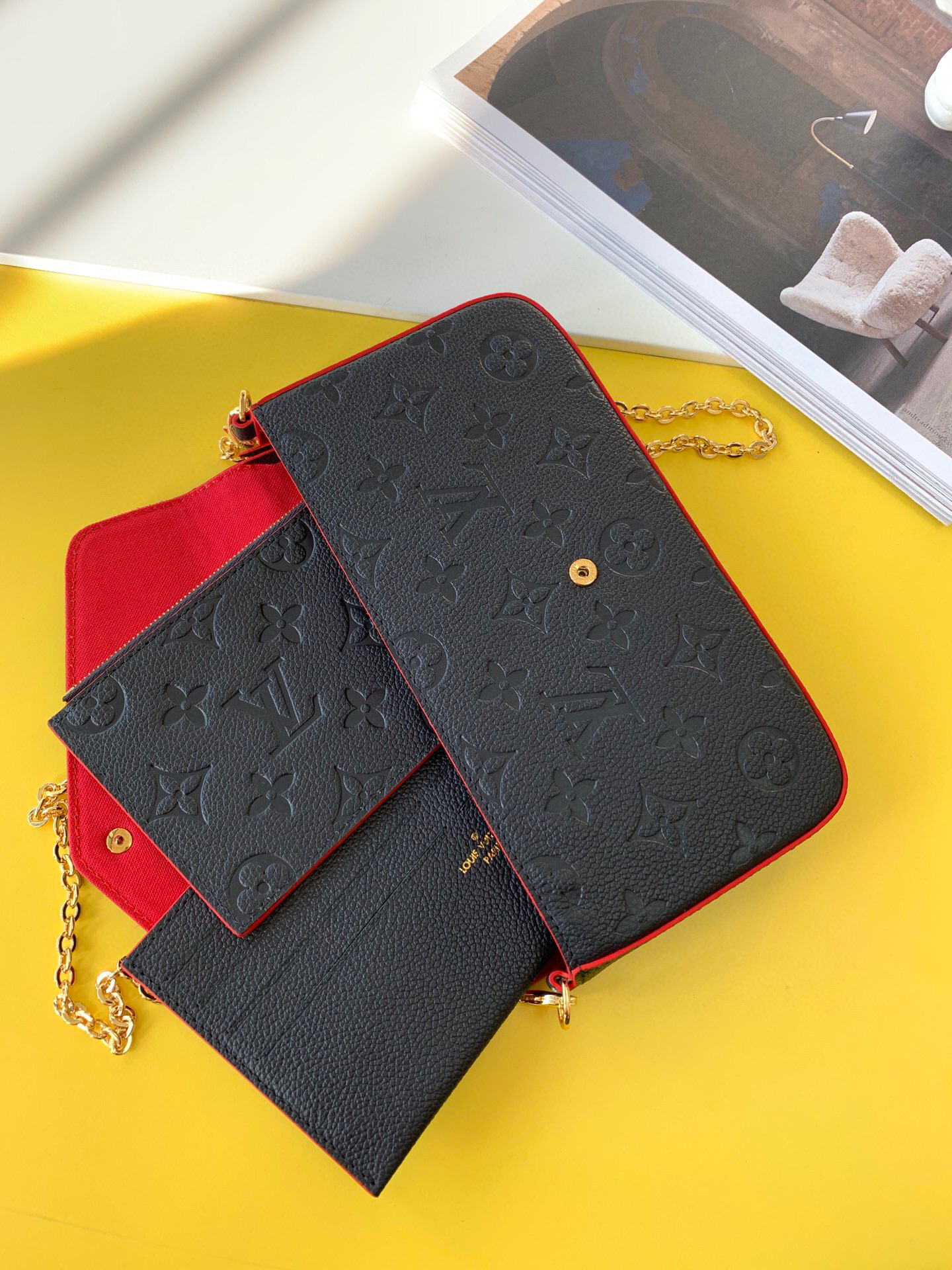 l0vis Vvtt0n fÉlicie pochette monogram empreinte leather navy and red m64099 21 x 12 x 3 cm
