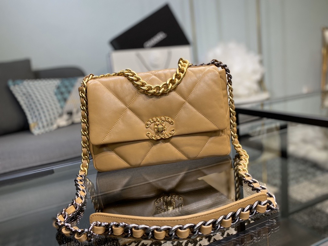 Ch**el 19 handbag lambskin brown as1160 26cm