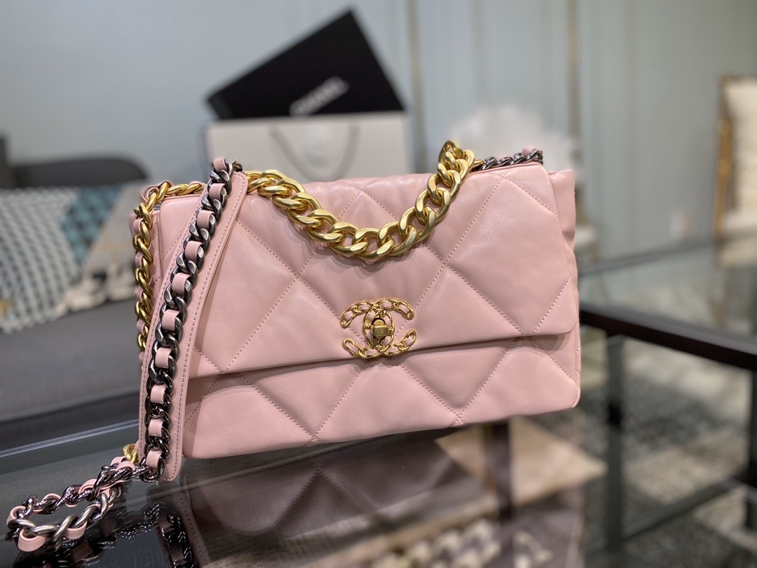 Ch**el large 19 handbag lambskin pink as1161 30cm