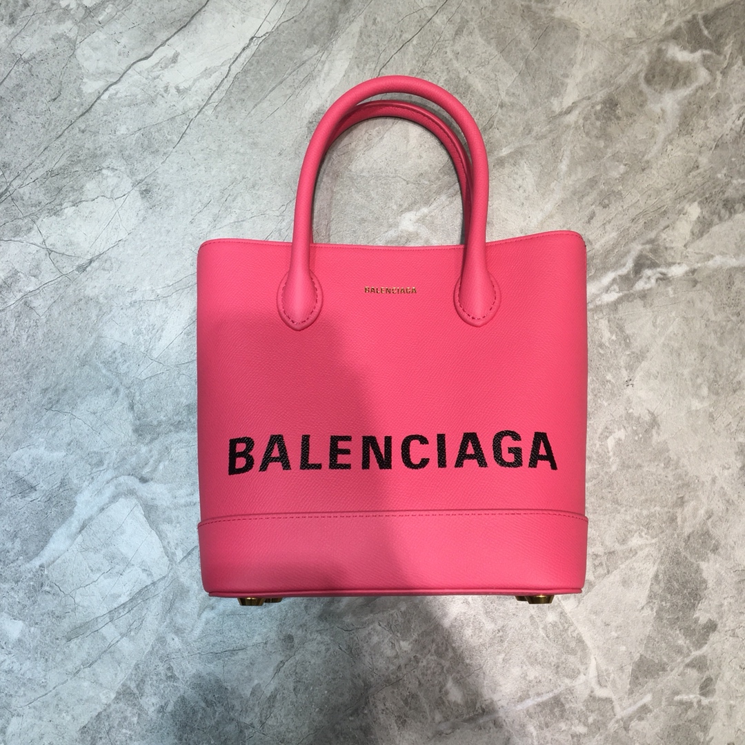 Ba1en*iaga women