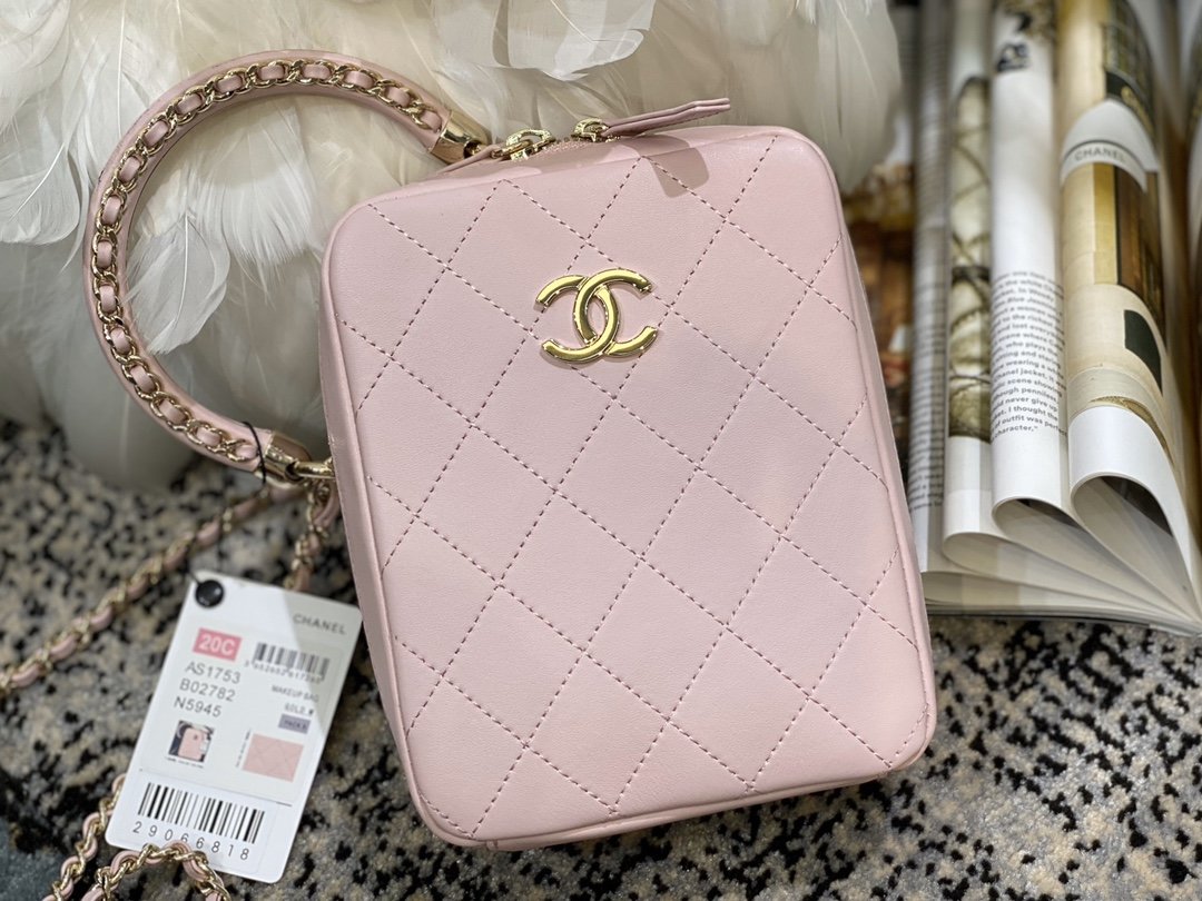 Ch**el vertical camera bag pink as1753 17.5 x 14 x 7 cm