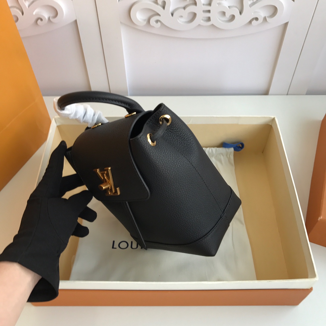 l0vis vvtt0n mini lockme backpack calfskin leather G01den metal black m54573 16 x 19.4 x 10 cm