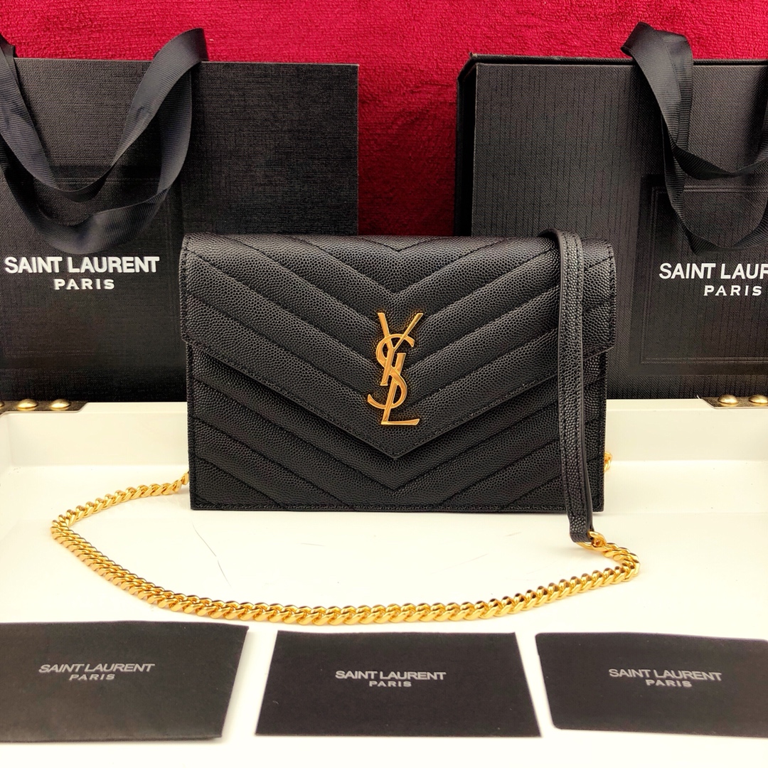 Y51 envelope chain wallet in grain de poudre embossed leather black 393953 19 x 11.5 x 4 cm