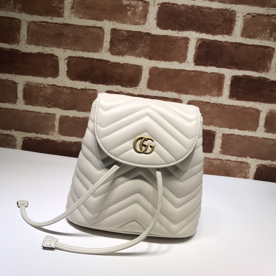 Gvc*1 gg marmont matelassé backpack white 528129 19 x 18.5 x 10 cm