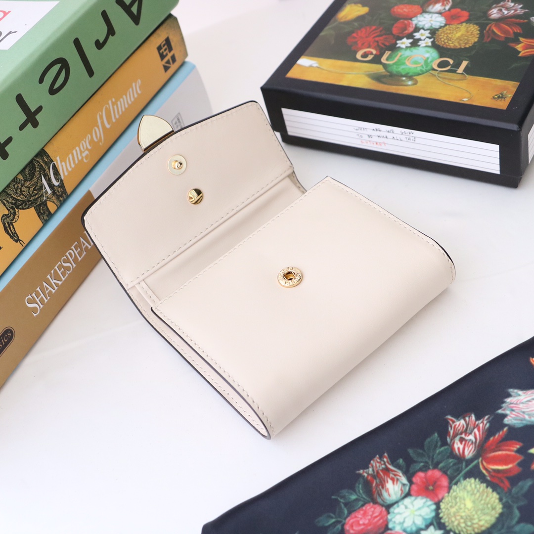 Gvc*1 sylvie tri-fold conpact wallet white 476081 11 x 9.5 x 3 cm