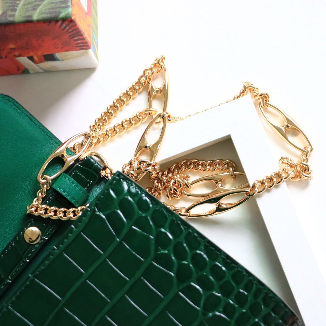 Gvc*1 medium zumi shoulder bag crocodile leather green 572375 24 x 14 x 5 cm