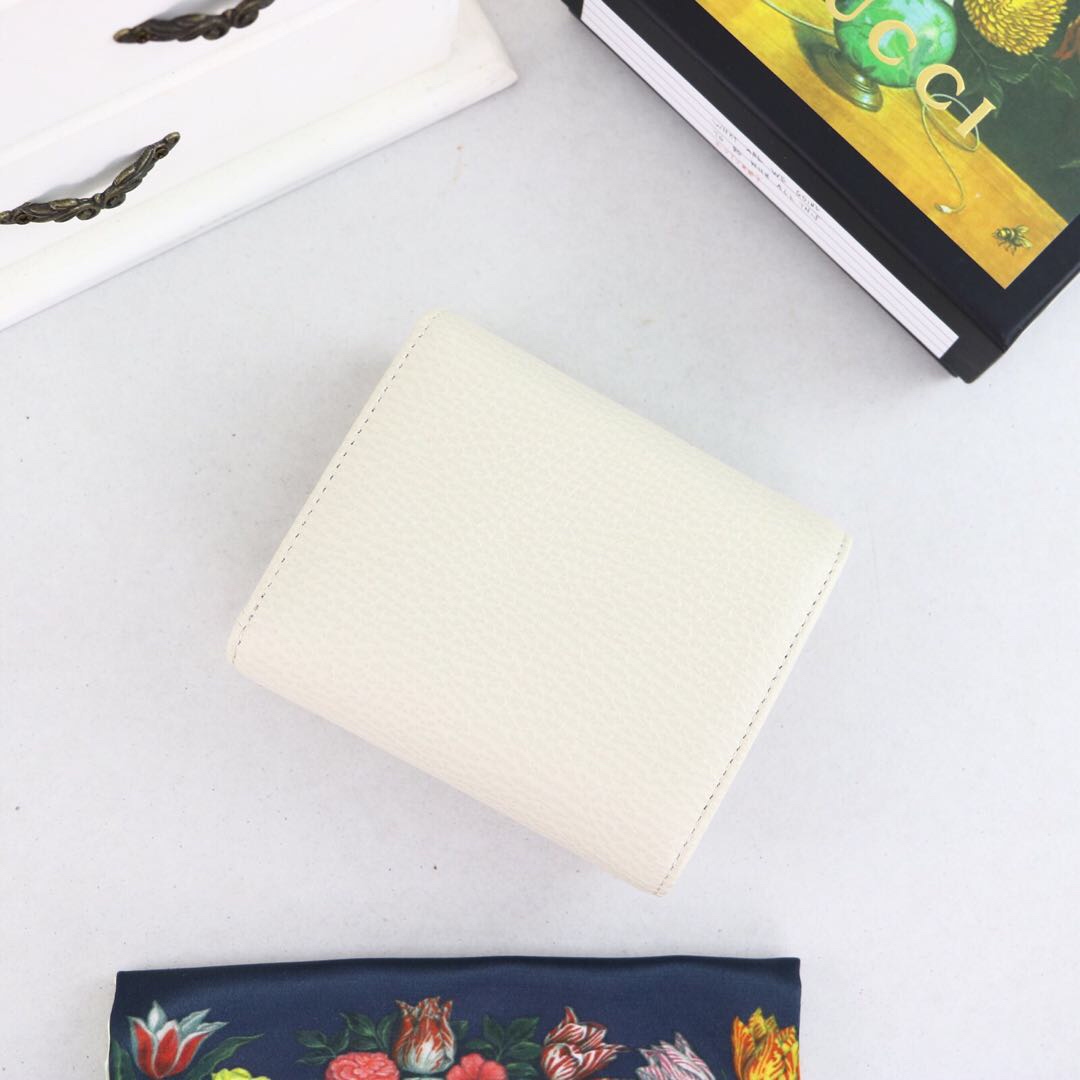 Gvc*1 leather wallet with bow white and pink 524294 12.5 x 10 x 3 cm