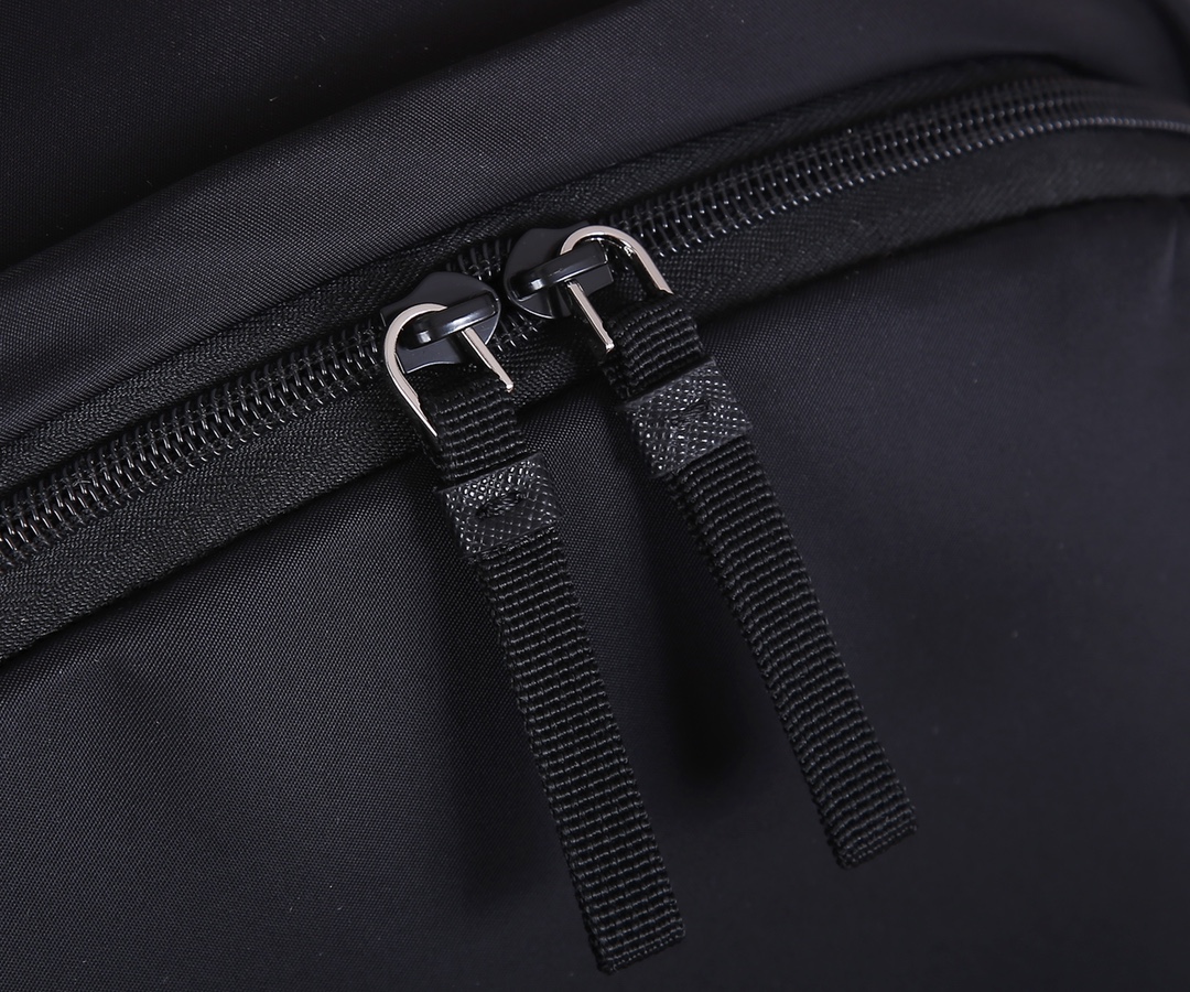 Pra*a nylon backpack black 2vz071 29 x 39 x 16 cm