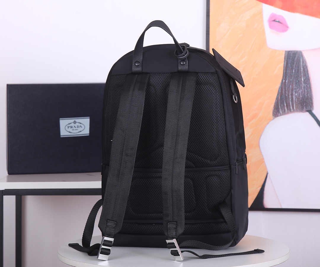 Pra*a nylon and saffiano leather black 2vz048 31 x 43.5 x 20 cm