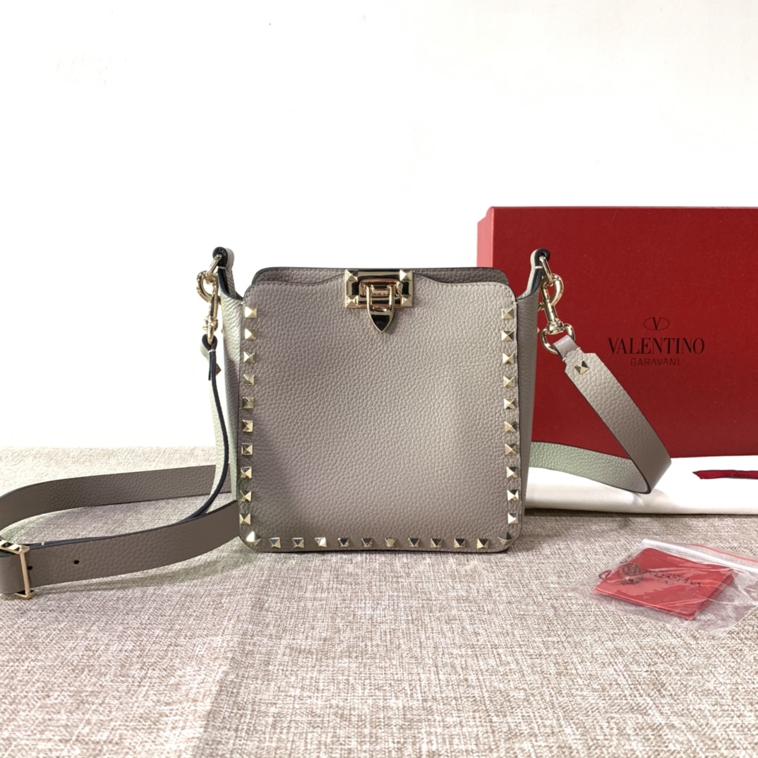 Va1e*ntin0 garavani small rockstud tote soft cowhide leather grey 50029 18.5 × 18.5 × 6.5 cm