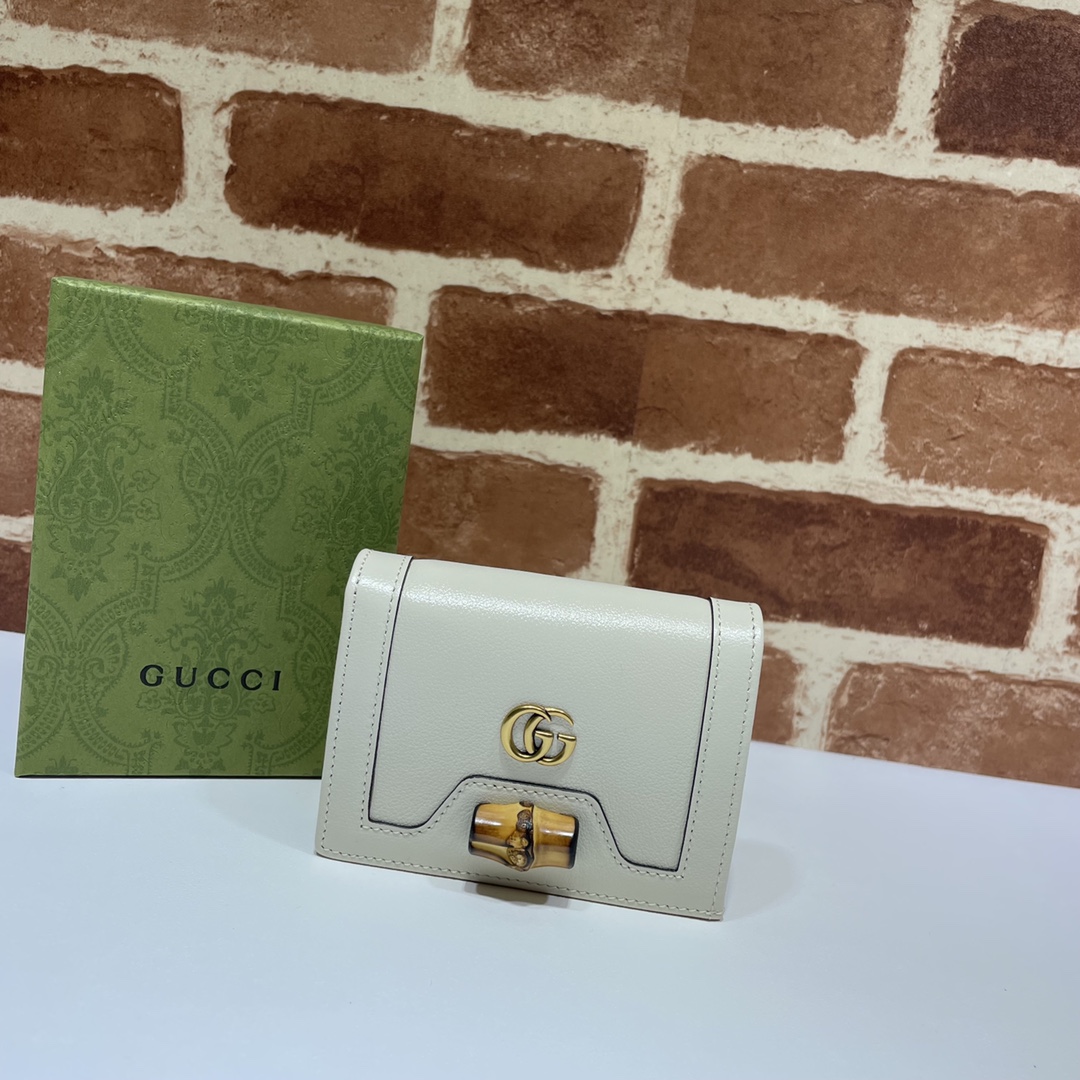 Gvc*1 diana card case wallet white 658244 11 x 8 x 2.5 cm
