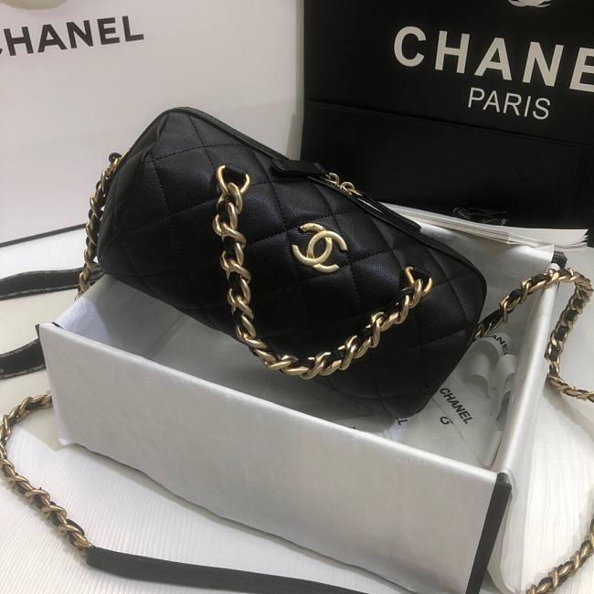Ch**el extra mini bowling bag in black as1899 16 x 22 x 12 cm