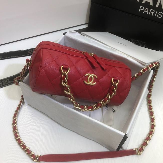 Ch**el extra mini bowling bag in red as1899 16 x 22 x 12 cm