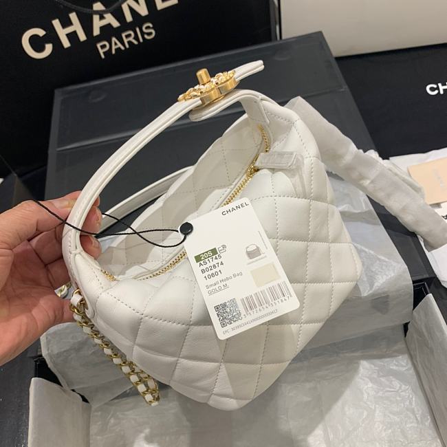 Ch**el small lambskin hobo bag white as1745 15 x 15 x 12 cm