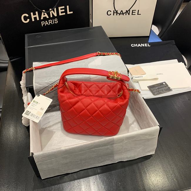 Ch**el small lambskin hobo bag red as1745 15 x 15 x 12 cm