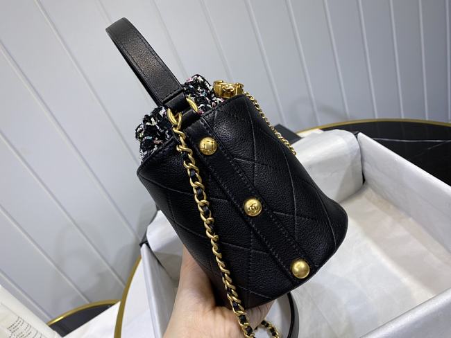 Ch**el small cc chain bucket drawstring bag black as1478 13 x 17 x 13 cm