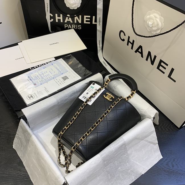 Ch**el chain handle bucket bag black as1362 32 x 26 x 15 cm