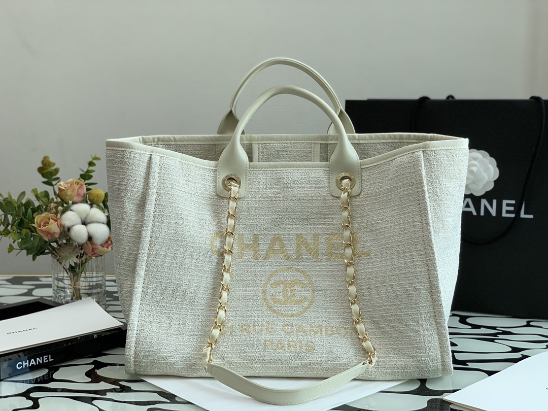 Ch**el deauville tote bag white 38 cm