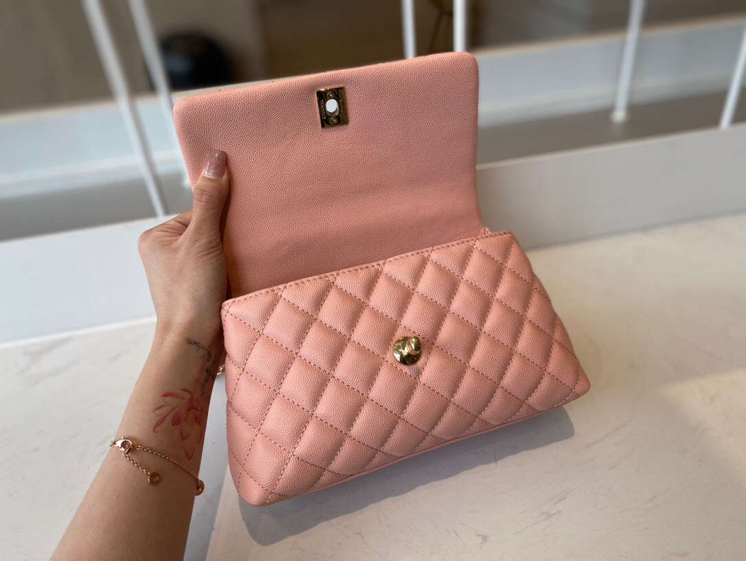 Ch**el mini coco handle bag grained leather pink a92990 23 cm
