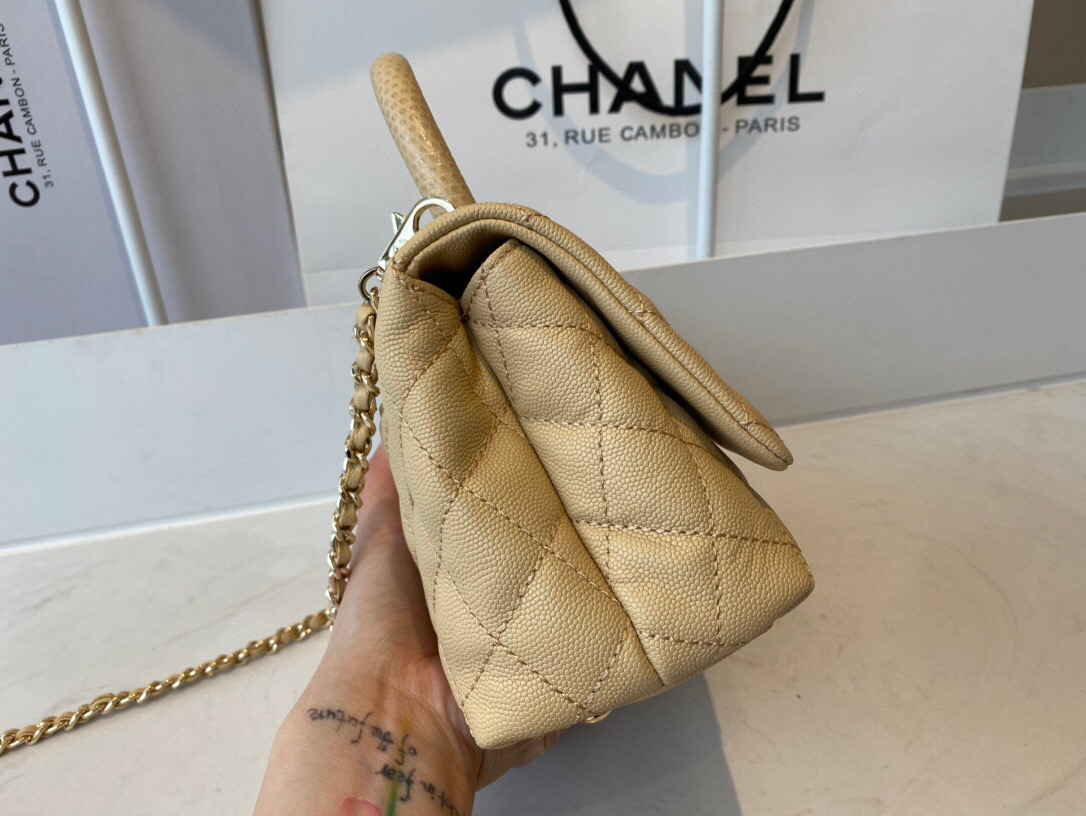 Ch**el extra mini coco handle bag grained leather light beige as2215 13 × 19 × 9 cm