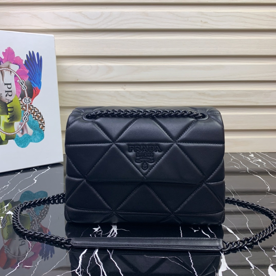Pra*a small spectrum nappa leather bag black 1bd233 23 x 17 x 8 cm