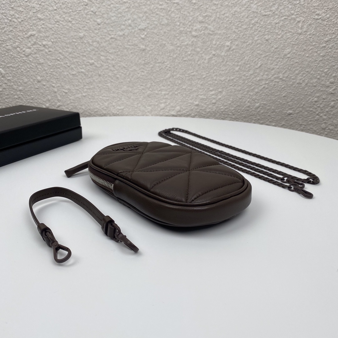 Pra*a mini spectrum quilted nappa leather dark brown 1dh030 10.5 x 18 cm