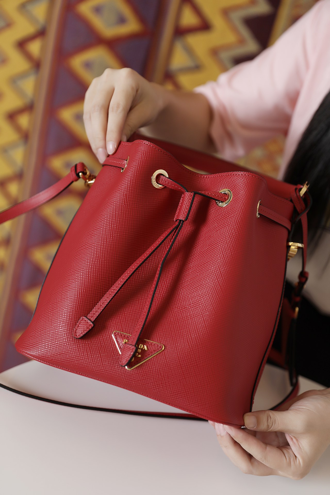 Pra*a saffiano leather bucket bag red 1be032 22 × 22 × 14 cm