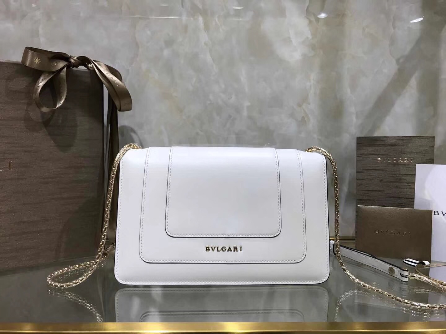 Bv1g*ai serpenti forever shoulder bag calfskin leater white 38102 22 x 13 x 6 cm