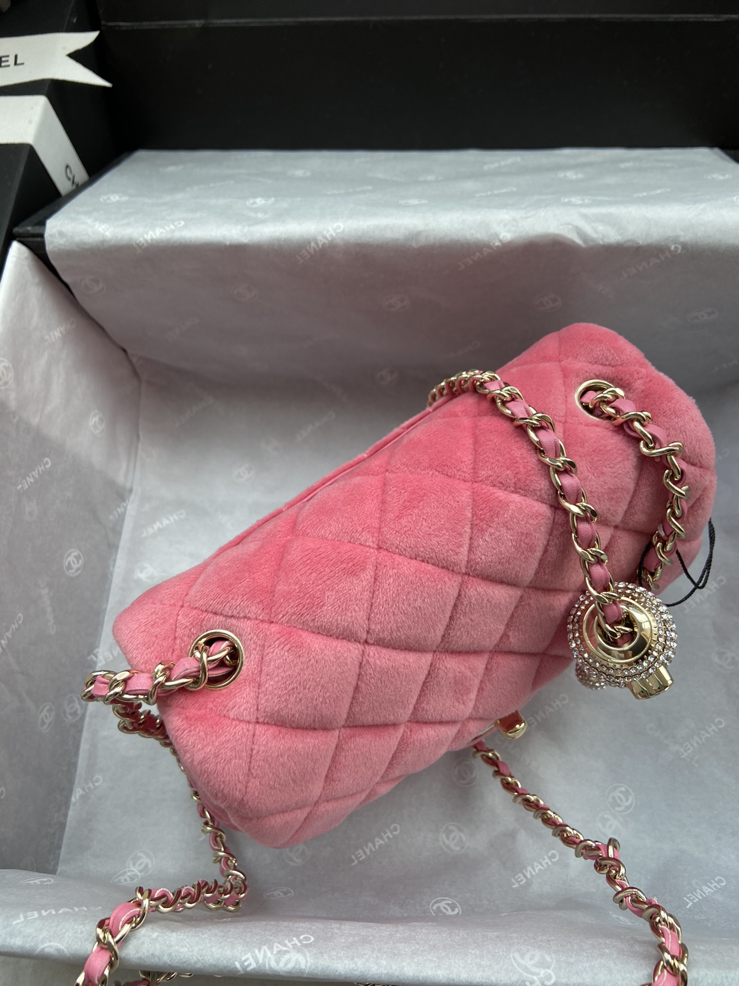 Ch**el small charm strap flap bag velvet pink as1786 17 cm