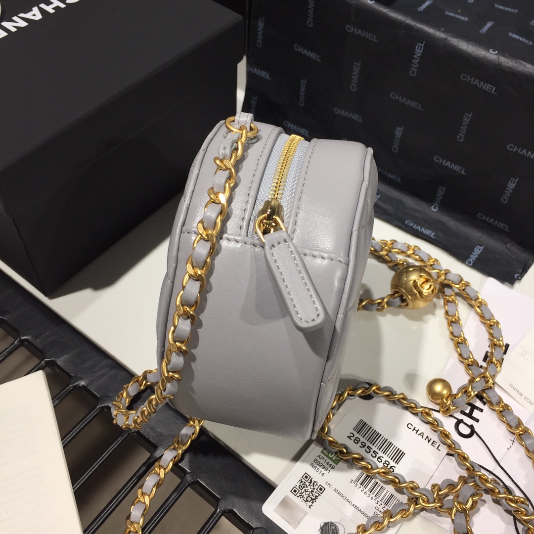 Ch**el round charm chain clutch leather grey as1449 12 x 12 x 4.5 cm