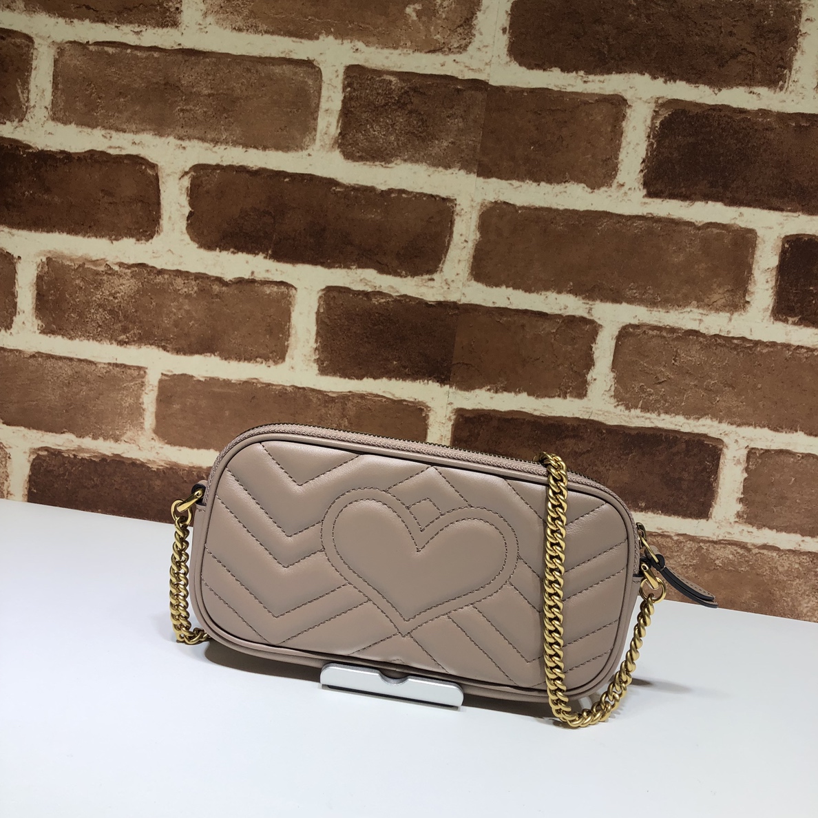 Gvc*1 gg marmont crossbody bag leather beige 598596 19 x 10 cm