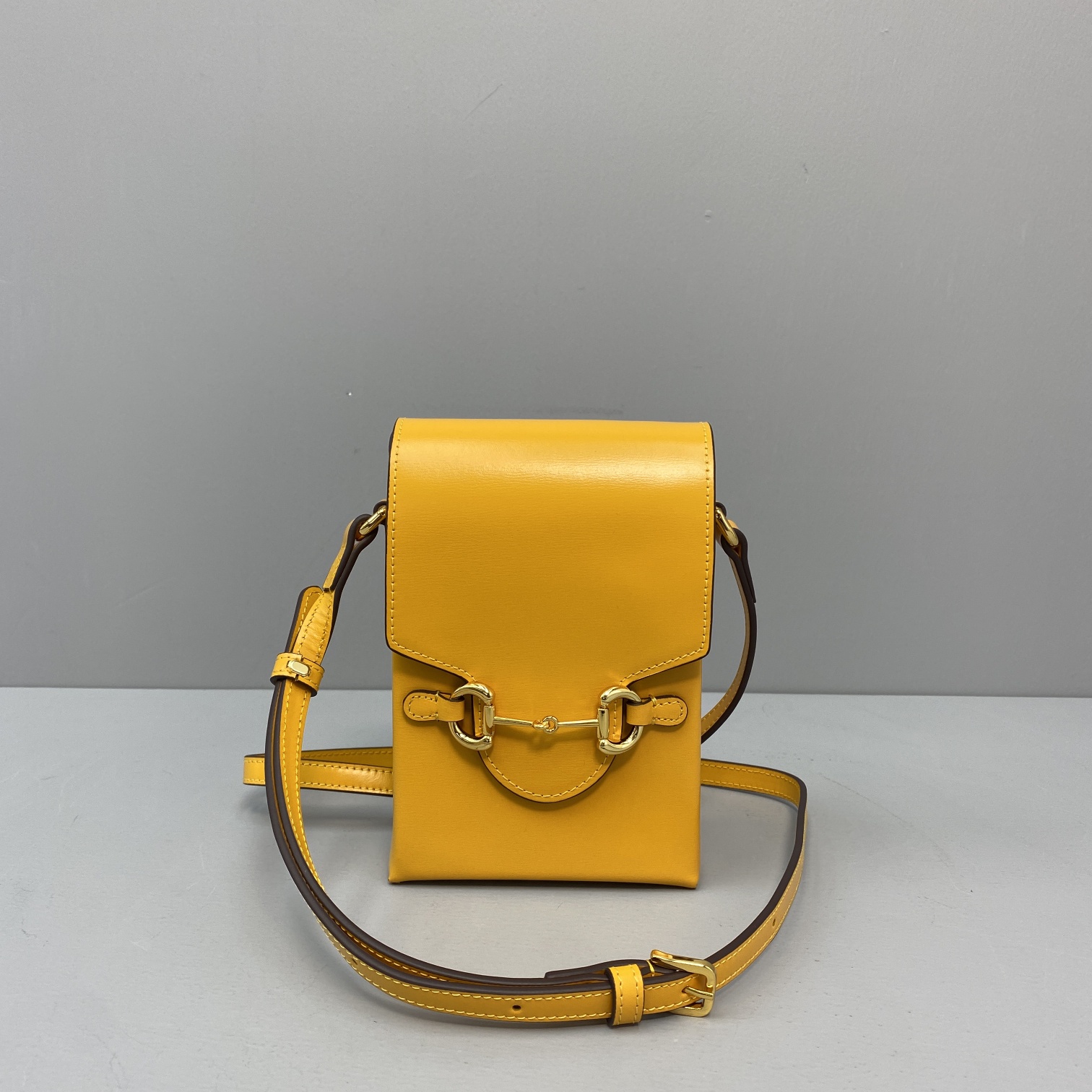 Gvc*1 mini horsebit 1955 bag leather yellow 625615 11.5 x 17 x 4 cm