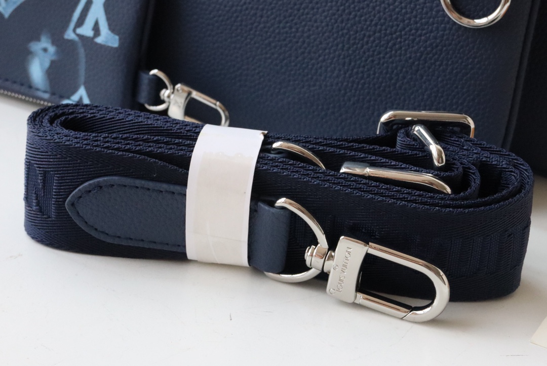 l0vis Vvtt0n trio messenger monogram printed grained leather m57840 25 x 18.5 x 7 cm