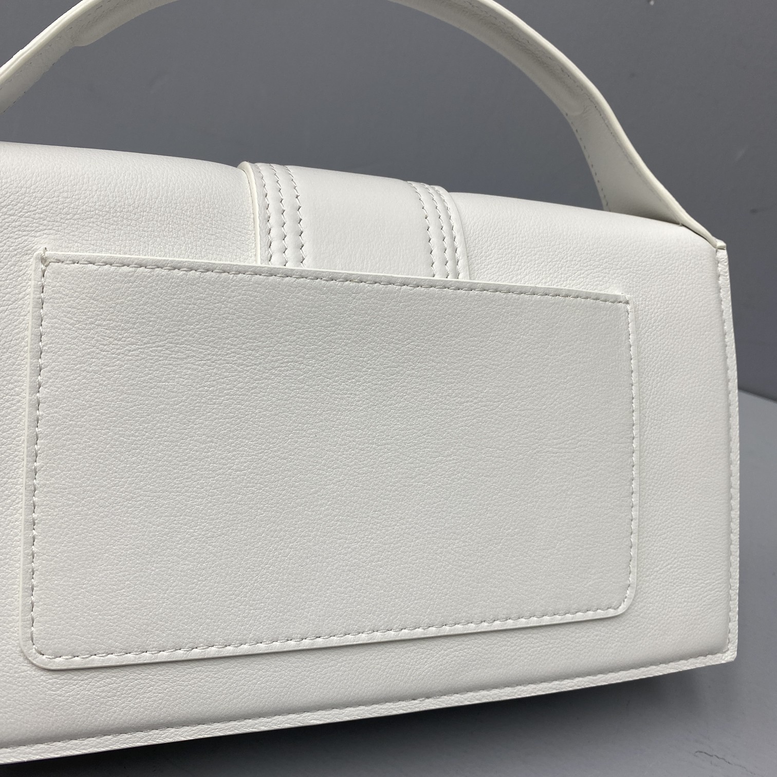 Ja*qvemvs le grand bambino leather white 213ba07 24 x 13 x 7 cm
