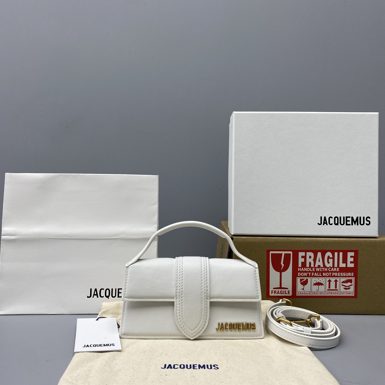 Ja*qvemvs small le bambino leather white 213ba06 18 x 6 x 7 cm
