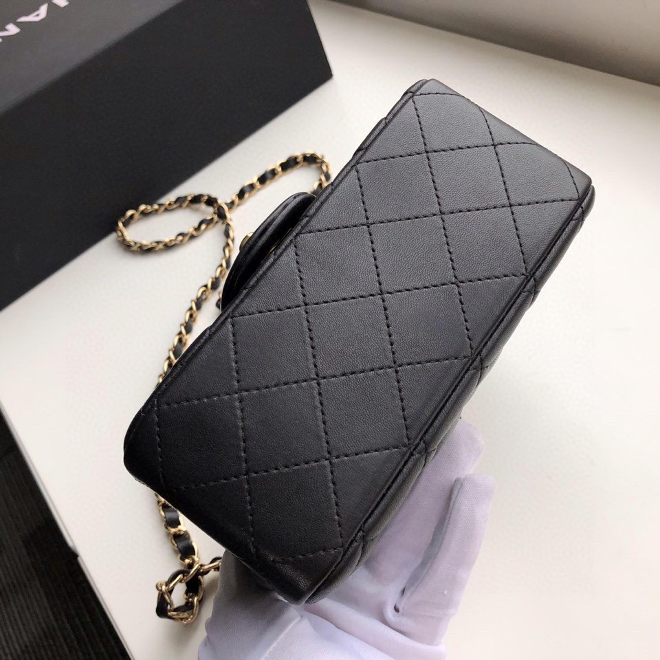 ch**el mini flap bag lambskin G01den metal black a35200 17cm