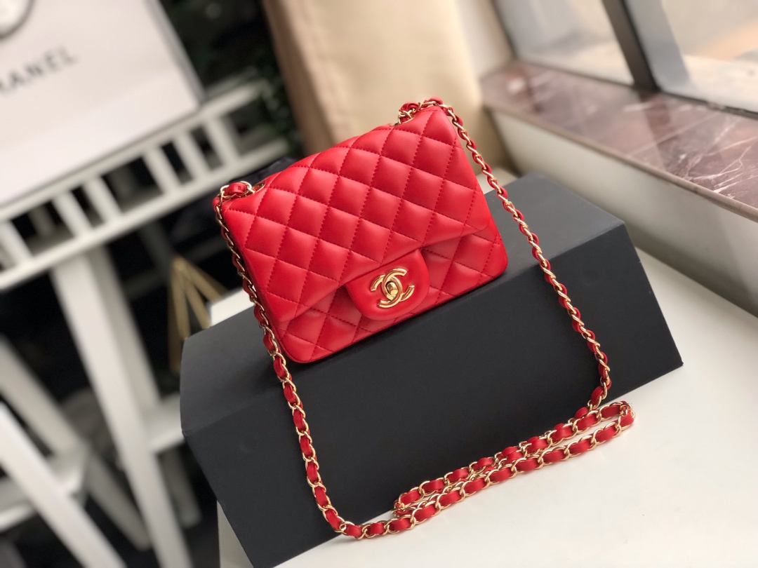ch**el mini flap bag lambskin G01den metal red a35200 17cm