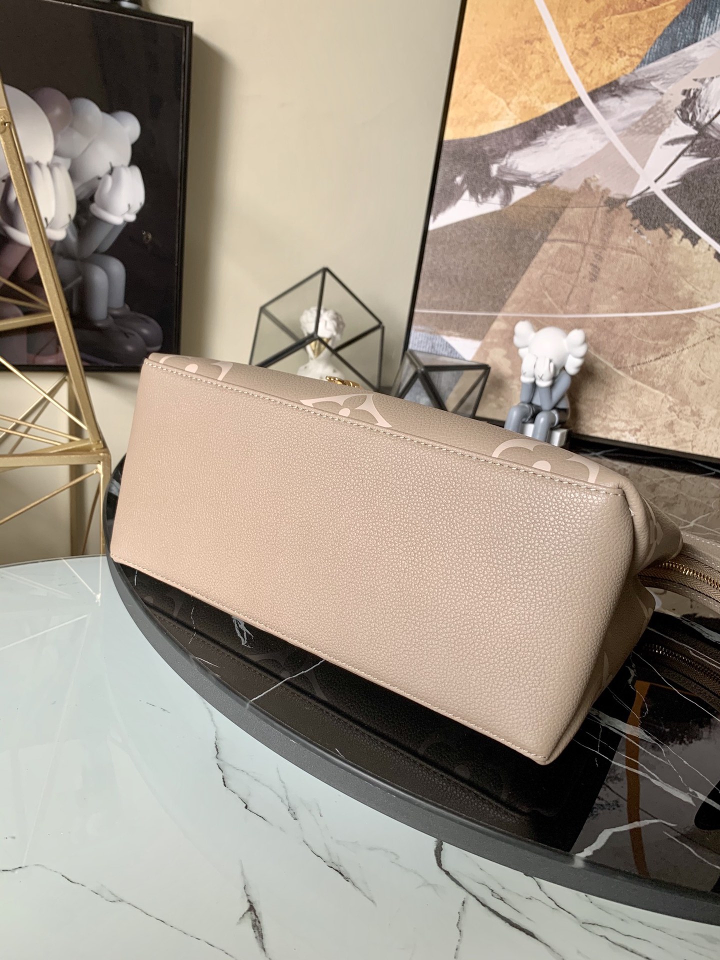 l0vis Vvtt0n petit palais bicolor monogram empreinte leather beige and creme m58914 29 x 18 x 12.5 cm