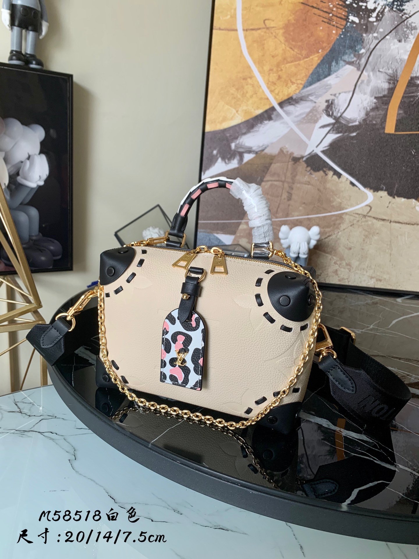l0vis Vvtt0n petite malle souple bag  wild at heart monogram empreinte leather m58518 20 x 14 x 7.5 cm
