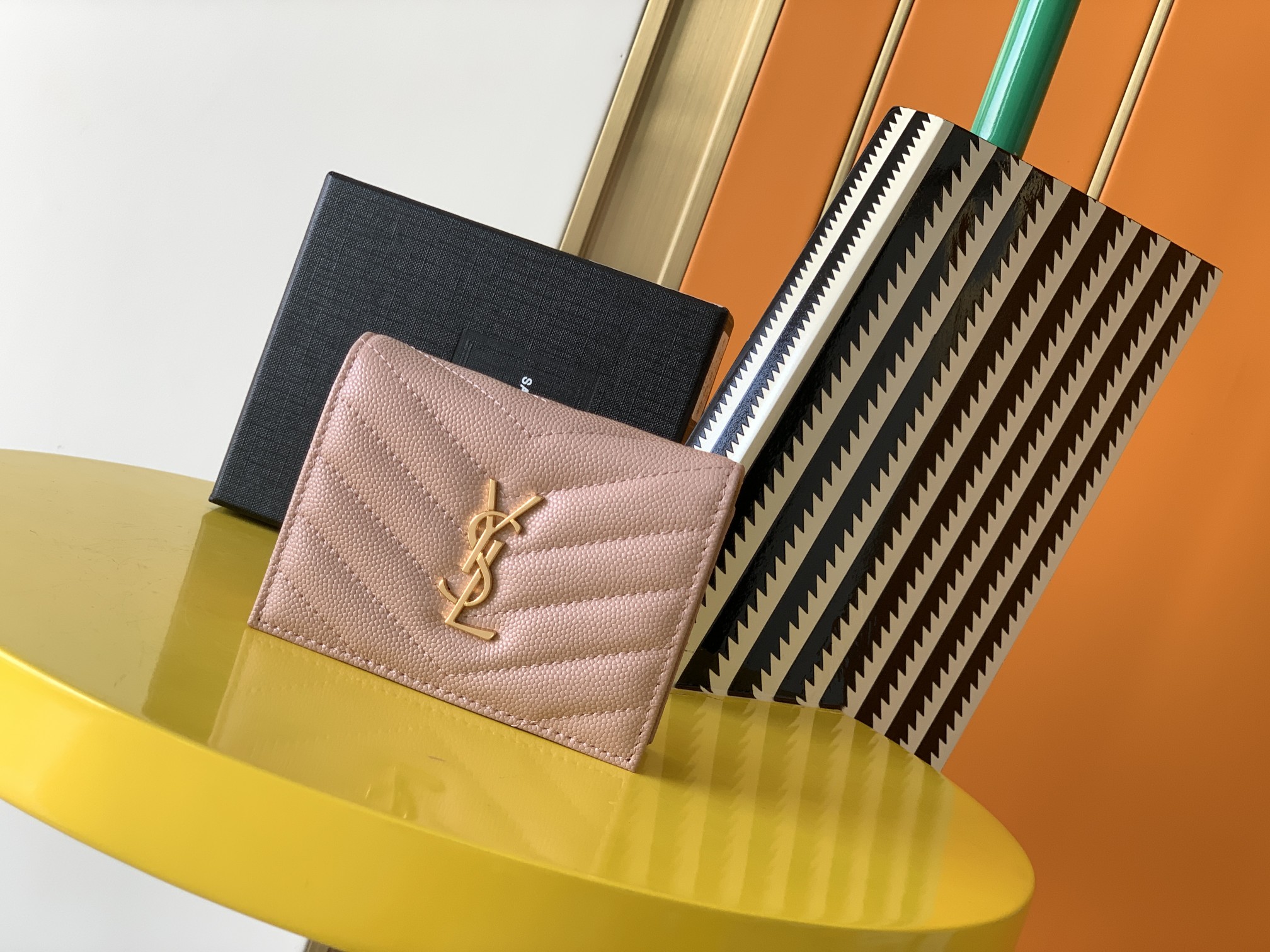 Y51 monogram card case in grain de poudre embossed leather nude pink 530841 11 x 8.5 x 3 cm
