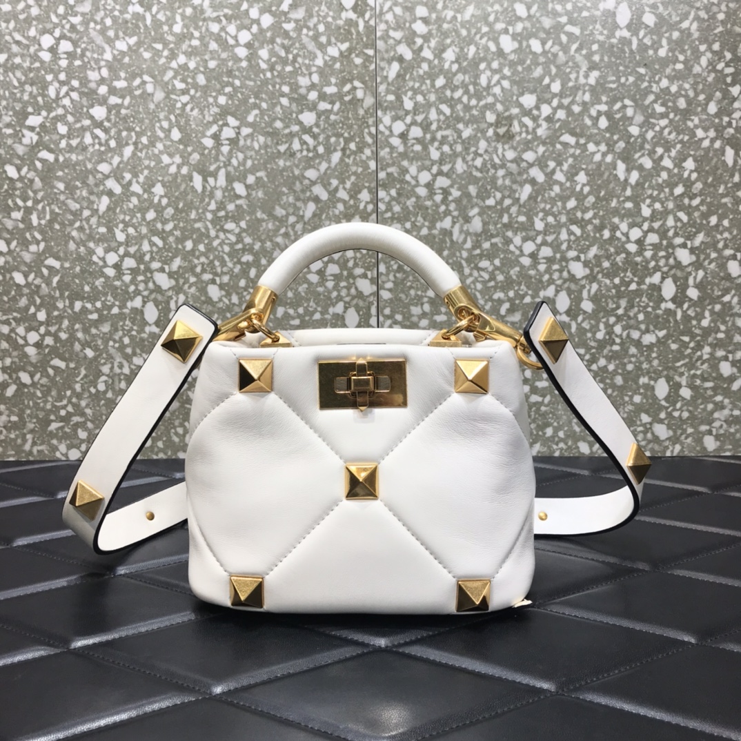 Va1e*ntin0 small roman stud the handle bag in nappa white vw0b0i97bsf 20 × 9 × 15 cm