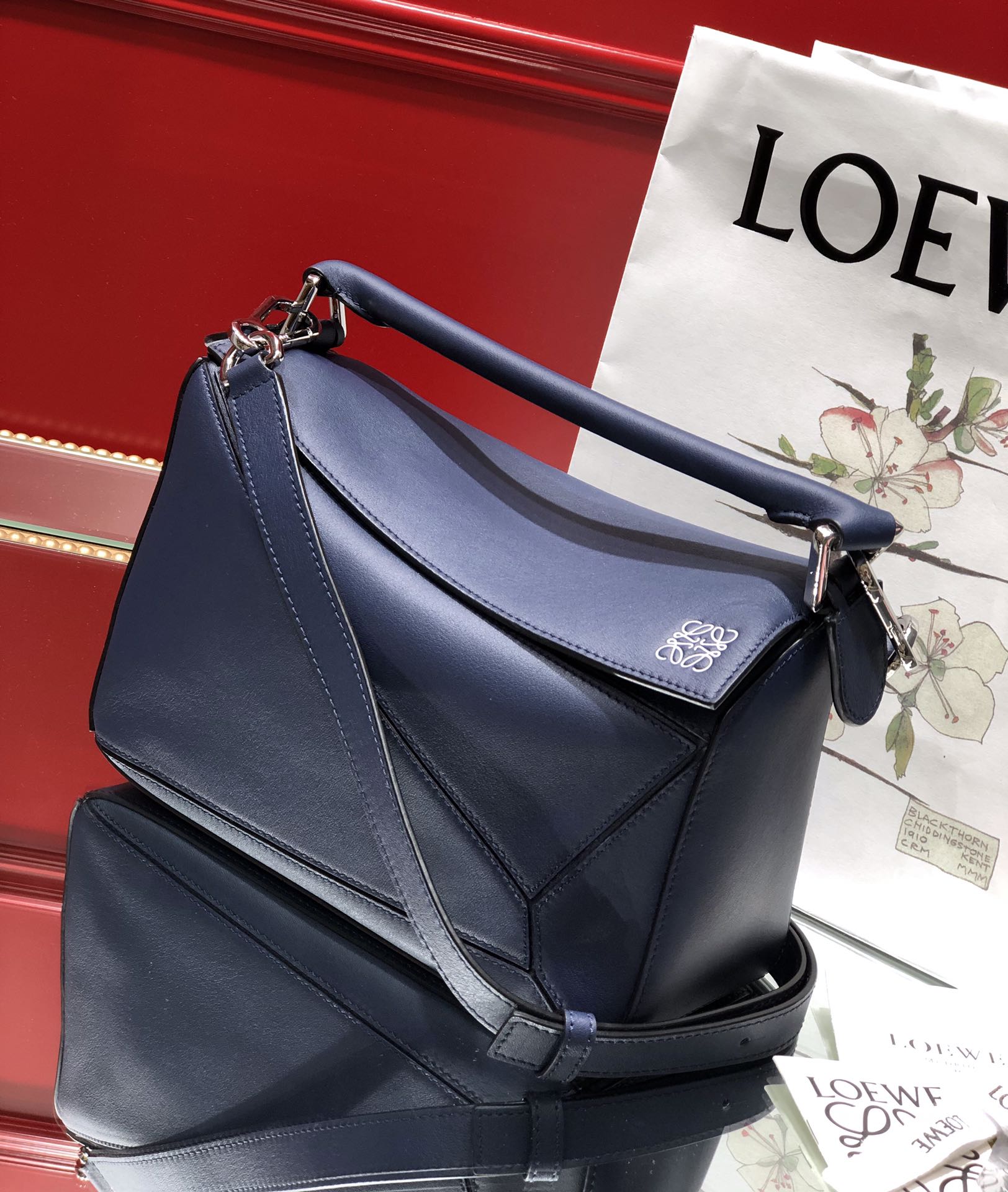 L0ew* small puzzle bag cassic calfskin leather ocean 322.30.s21 24 x 14 x 11 cm