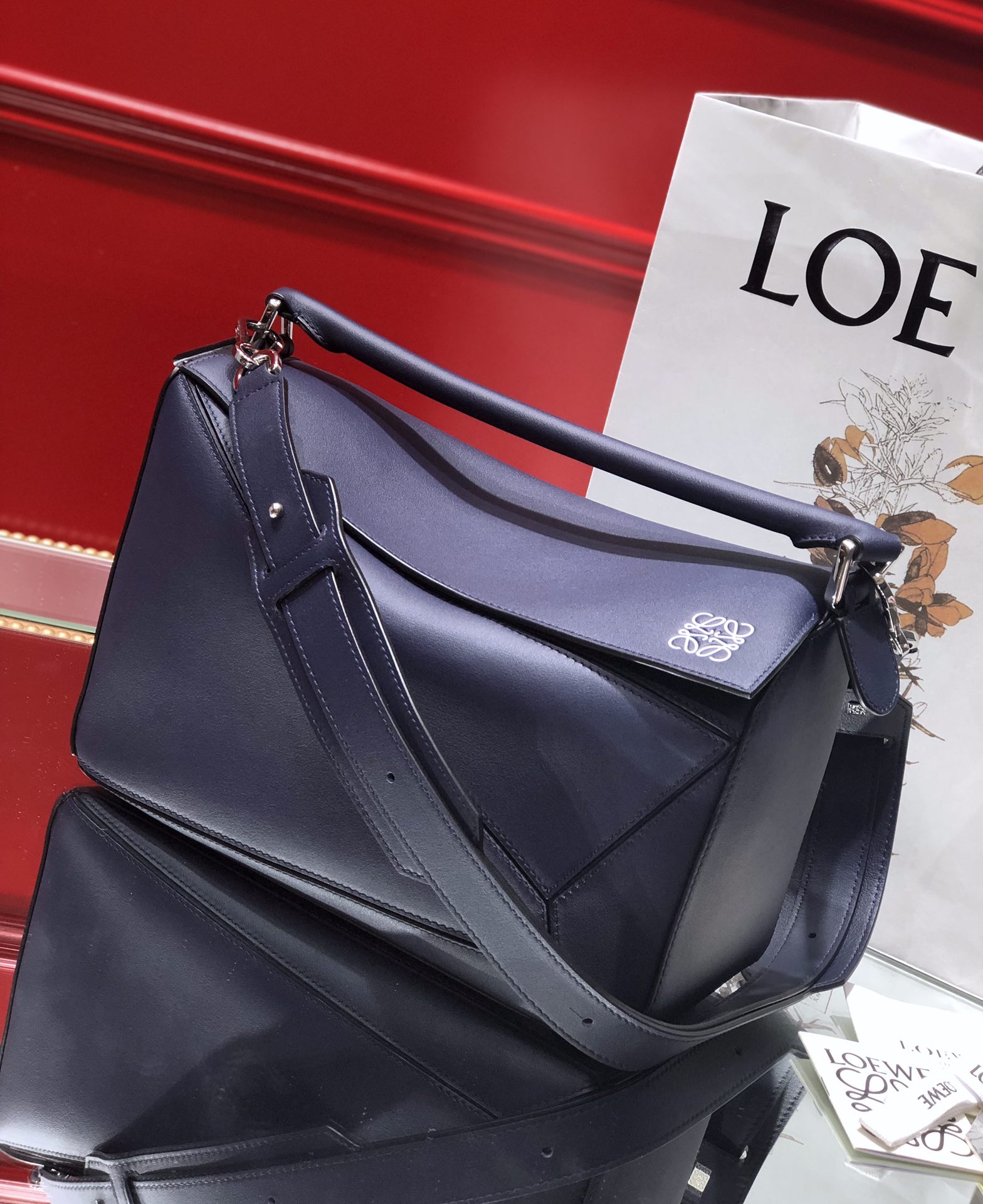 L0ew* medium puzzle bag classic calfskin purple 322.30.s20 29 x 18 x 12 cm