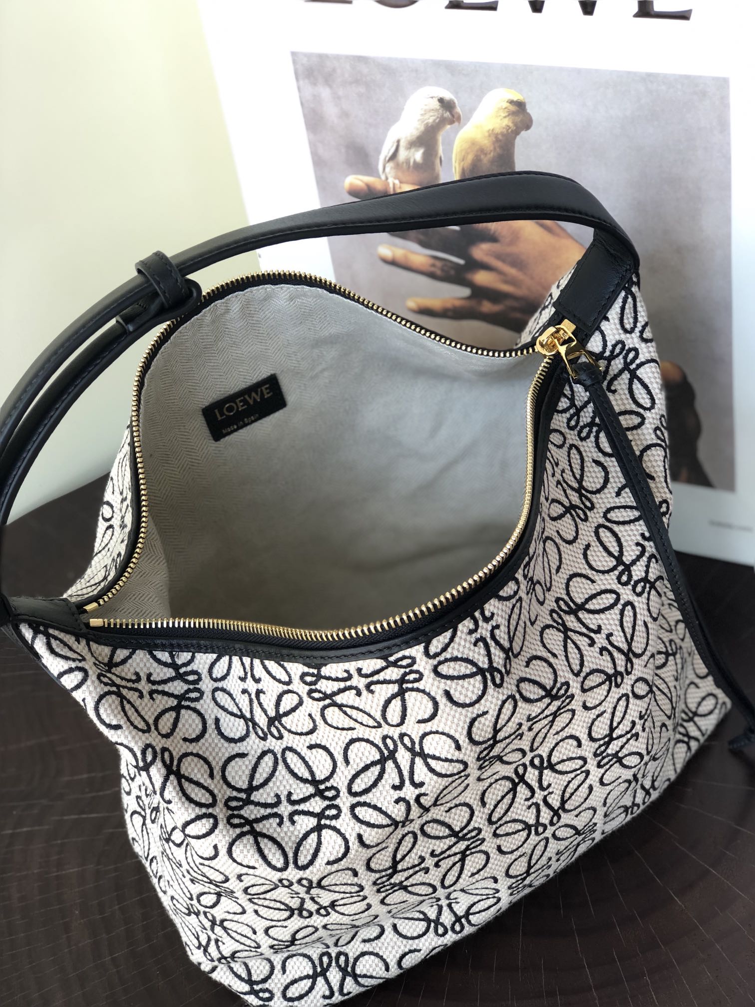 L0ew* medium cubi bag anagram jacquard and calfskin ecru/black a906k68x04 25 x 21 x 16.5 cm
