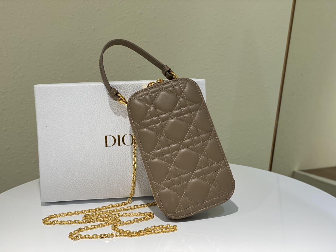 D10r lady D10r phone holder cannage lambskin taupe s0872 18 cm